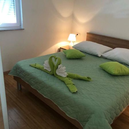 Apartmani Ruzica Макарска Экстерьер фото