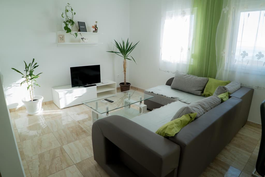 Apartmani Ruzica Макарска Экстерьер фото