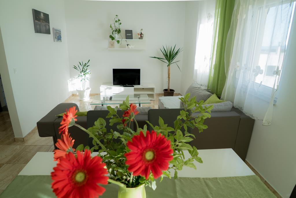 Apartmani Ruzica Макарска Экстерьер фото